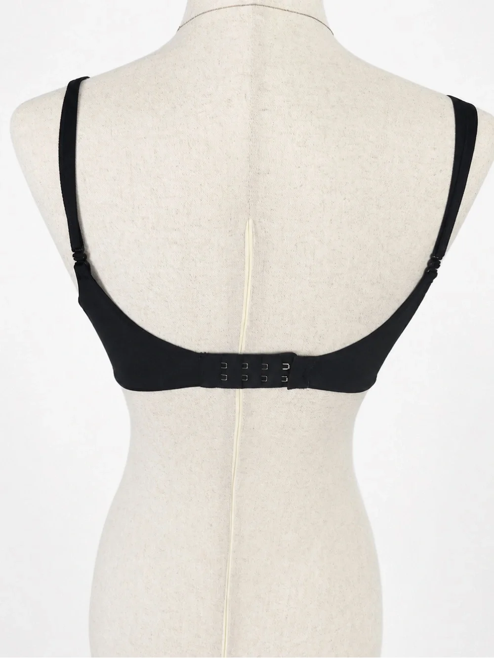 Victoria's Secret Black Bombshell Plunge Bra 32C Max Lift